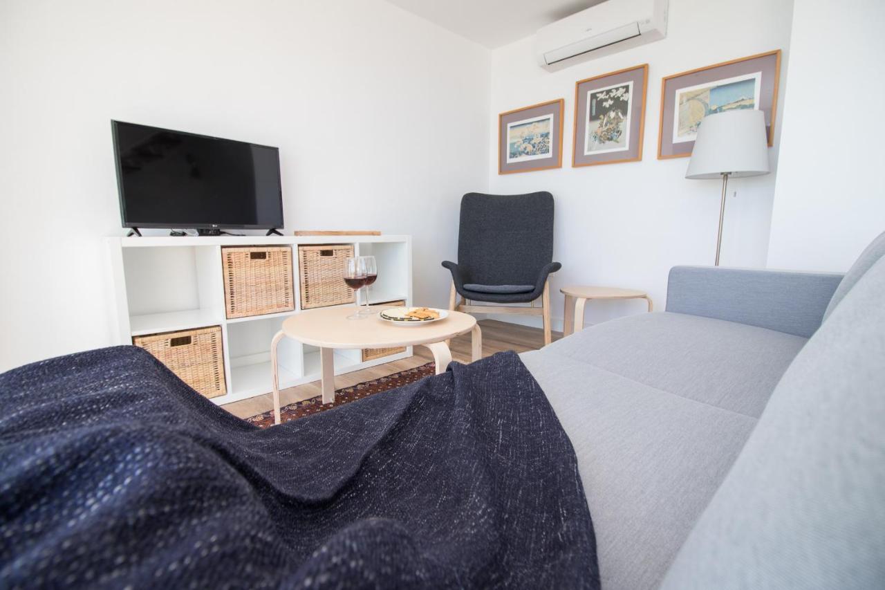 Sea View Sunny Duplex Apartament *