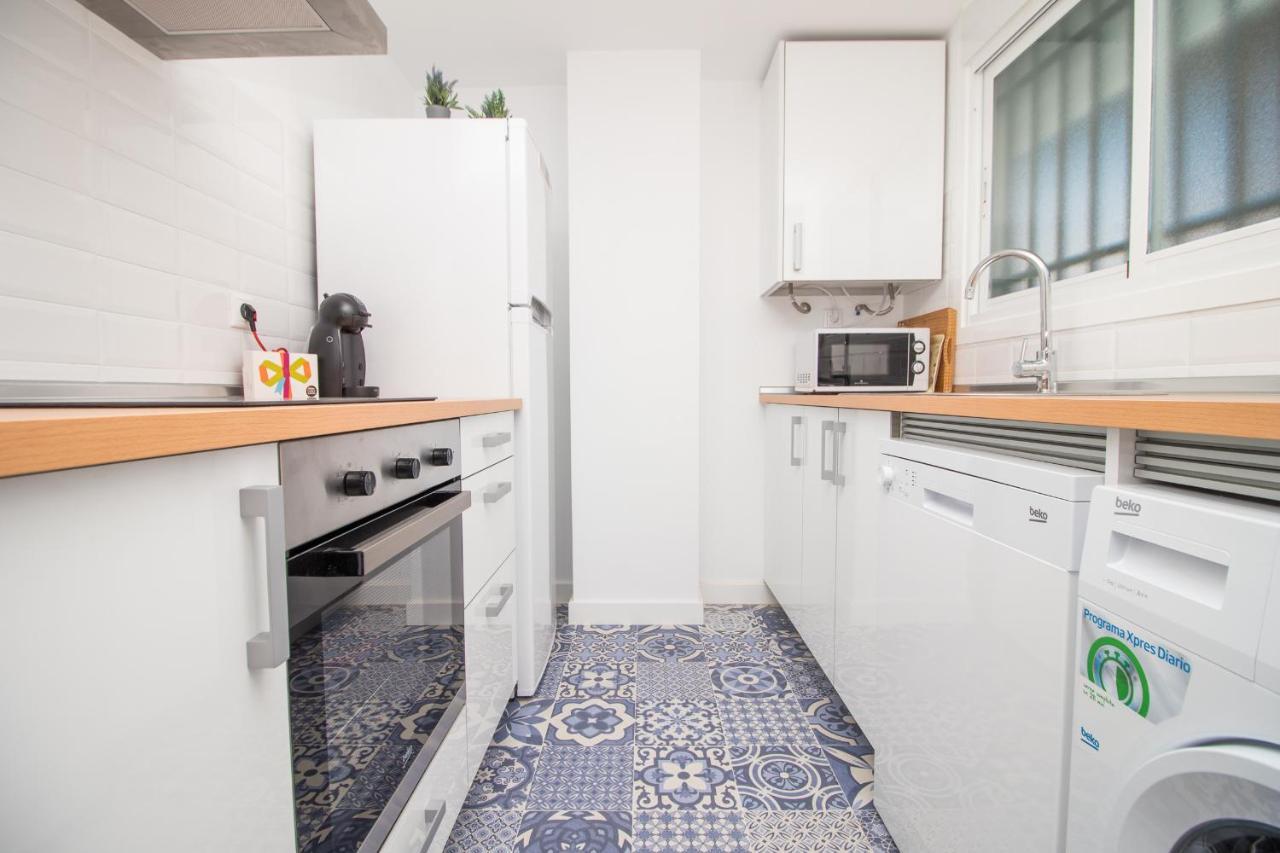 Sea View Sunny Duplex Apartament *